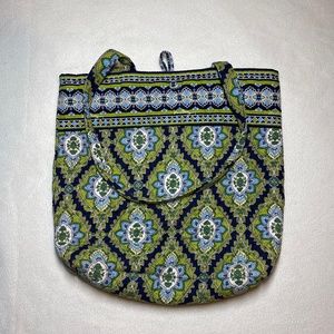 Vera Bradley button top bucket/ tote bag